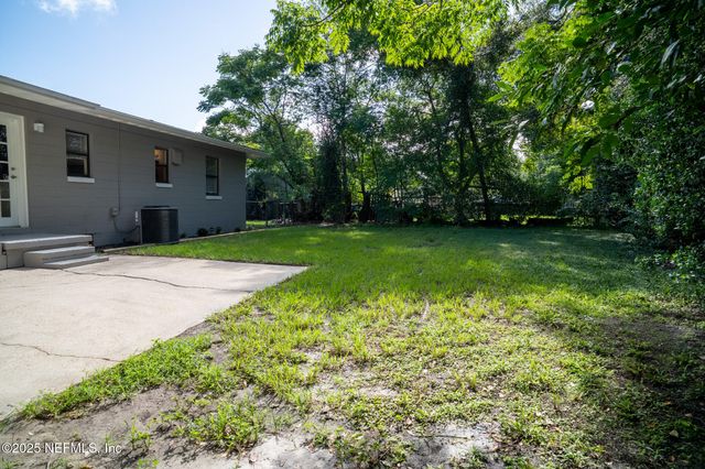 6256 SAGE Drive, Jacksonville, FL 32210