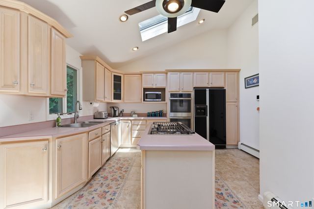 134 Ponus Avenue, Norwalk, CT 06850