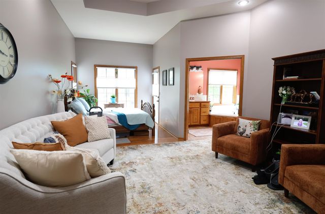 2475 Dundee Ln, Salina, KS 67401