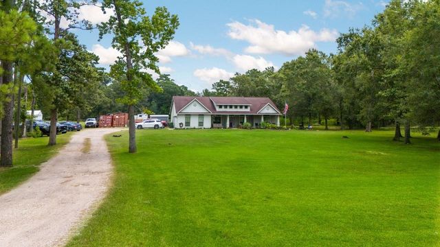 237 County Road 6401, Dayton, TX 77535