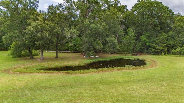 237 County Road 6401, Dayton, TX 77535