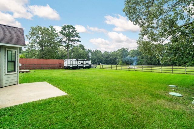 237 County Road 6401, Dayton, TX 77535