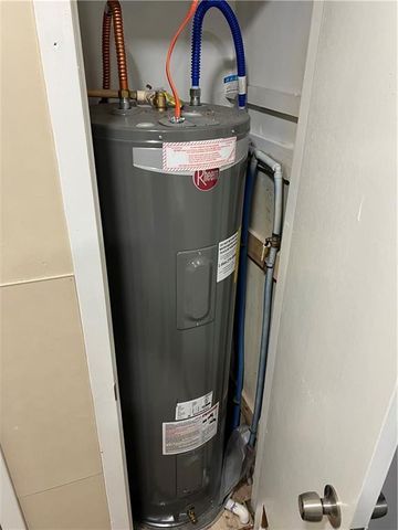 216 E Prairie Avenue, Girard, KS 66743