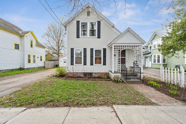 39 Converse Court, Burlington, VT 05401