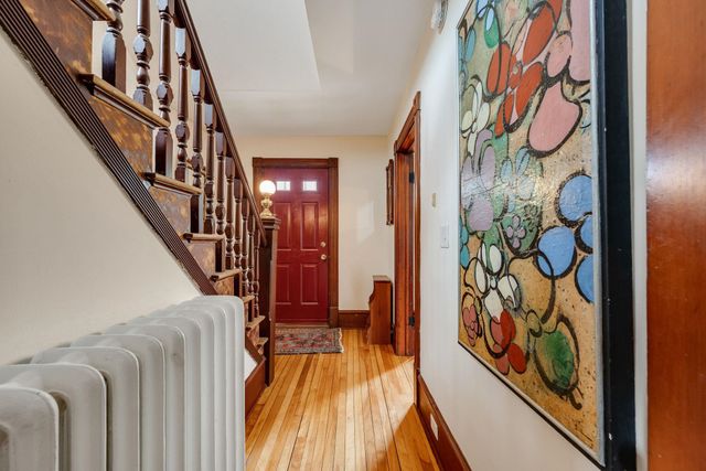 39 Converse Court, Burlington, VT 05401