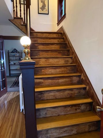 39 Converse Court, Burlington, VT 05401