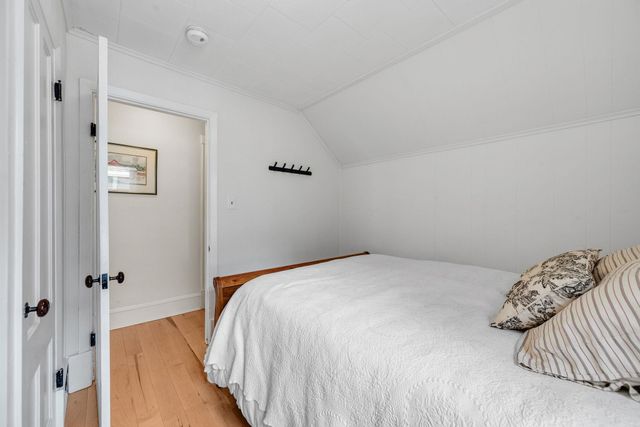 39 Converse Court, Burlington, VT 05401