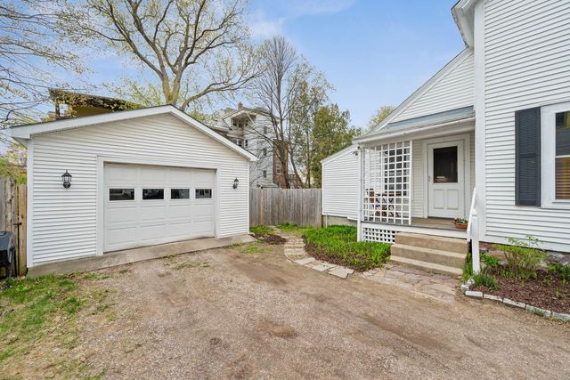 39 Converse Court, Burlington, VT 05401