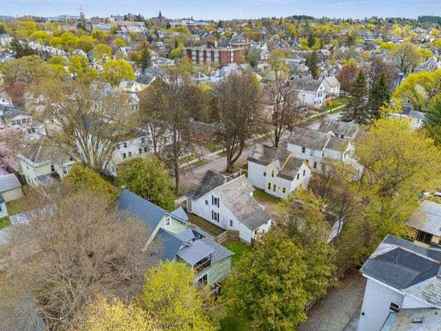 39 Converse Court, Burlington, VT 05401