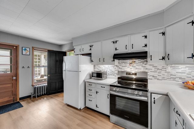 39 Converse Court, Burlington, VT 05401