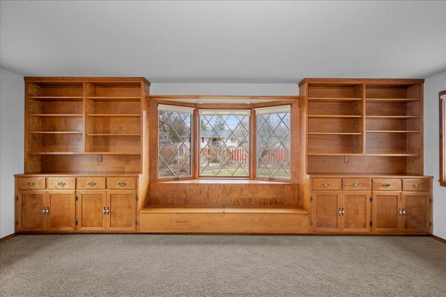 8605 E Whitman Ave, Spokane Valley, WA 99212