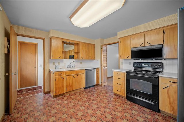 8605 E Whitman Ave, Spokane Valley, WA 99212