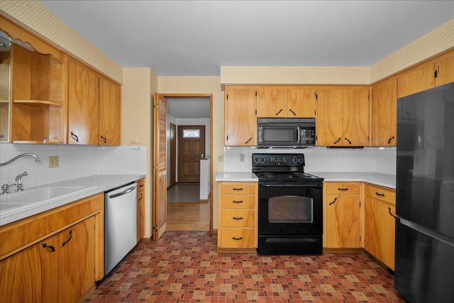 8605 E Whitman Ave, Spokane Valley, WA 99212