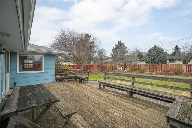 8605 E Whitman Ave, Spokane Valley, WA 99212