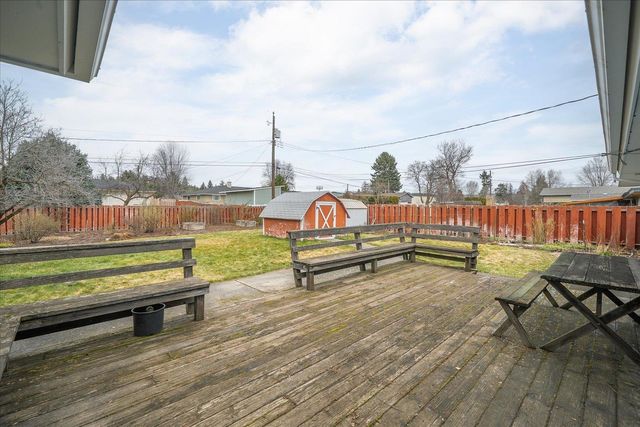 8605 E Whitman Ave, Spokane Valley, WA 99212