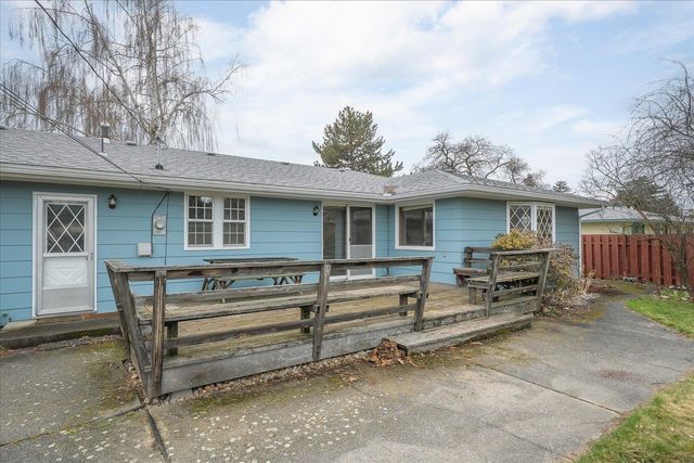 8605 E Whitman Ave, Spokane Valley, WA 99212