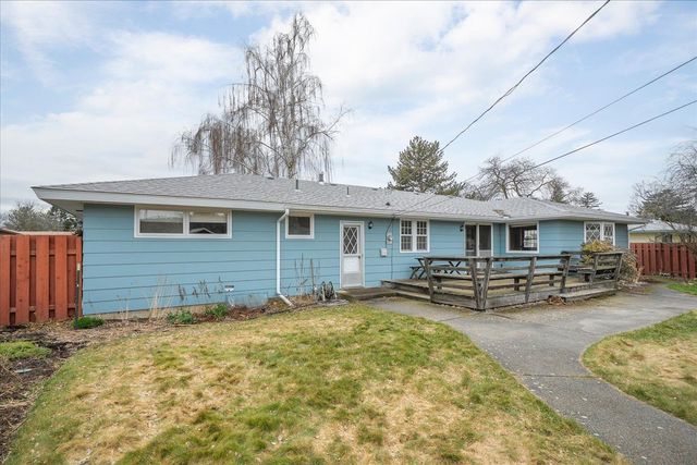 8605 E Whitman Ave, Spokane Valley, WA 99212