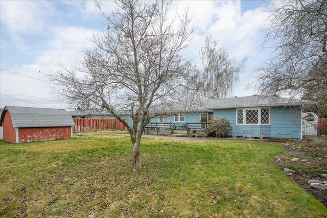 8605 E Whitman Ave, Spokane Valley, WA 99212