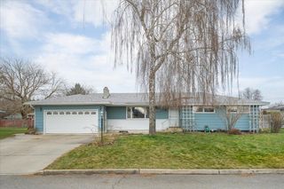 8605 E Whitman Ave, Spokane Valley, WA 99212