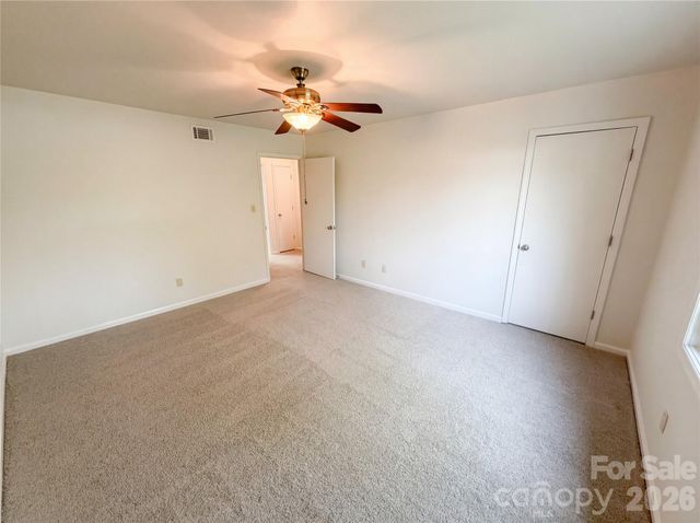 1911 Smoke Ridge Court 1, Charlotte, NC 28210