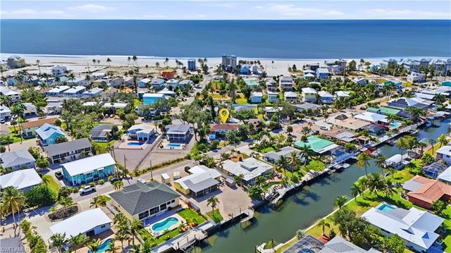 5441-5451 Oak Ridge AVE, Fort Myers Beach, FL 33931