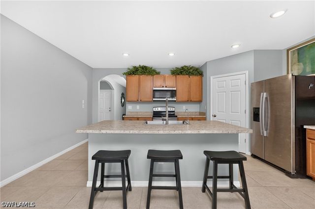 7492 Mikasa DR, Punta Gorda, FL 33950