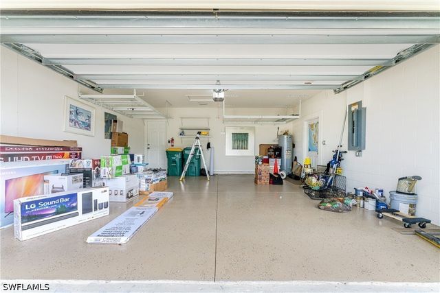 7492 Mikasa DR, Punta Gorda, FL 33950