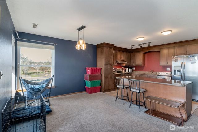 651 SE Bayshore Drive #B304, Oak Harbor, WA 98277