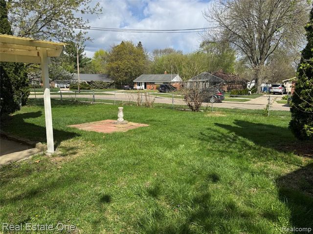 24344 Rosemarie Avenue, Warren, MI 48089