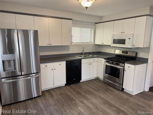 24344 Rosemarie Avenue, Warren, MI 48089