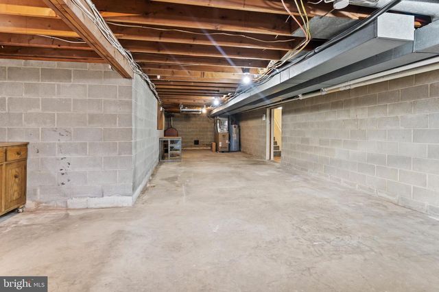 1913 MAPLEWOOD DRIVE, Carlisle, PA 17013