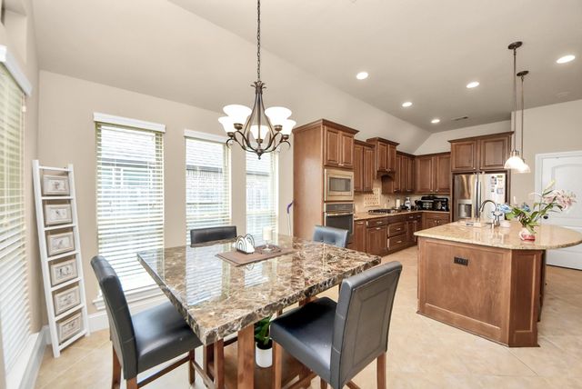 18614 Town Bluff Drive, Cypress, TX 77433