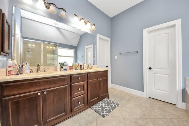 18614 Town Bluff Drive, Cypress, TX 77433