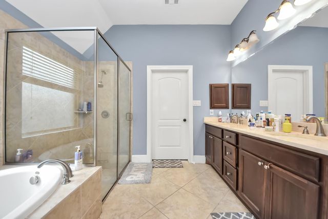 18614 Town Bluff Drive, Cypress, TX 77433