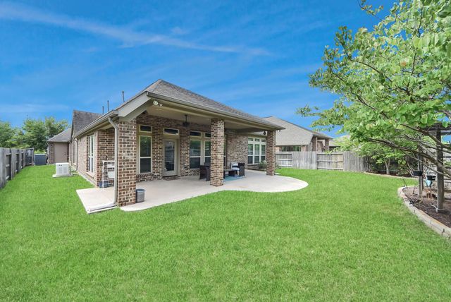 18614 Town Bluff Drive, Cypress, TX 77433