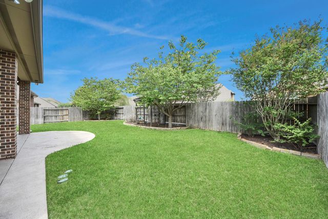 18614 Town Bluff Drive, Cypress, TX 77433