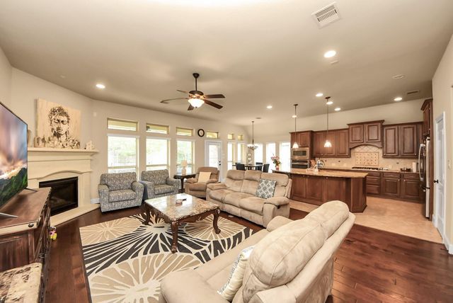 18614 Town Bluff Drive, Cypress, TX 77433