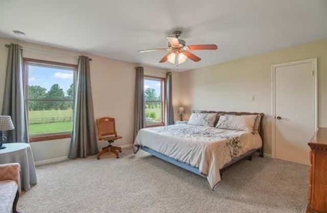 11074 W 64 (3 Homes+50ac) Highway, Overton, TX 75684