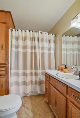 11074 W 64 (3 Homes+50ac) Highway, Overton, TX 75684