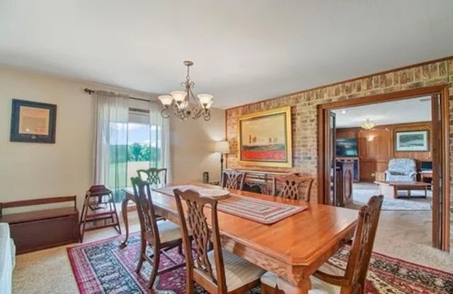 11074 W 64 (3 Homes+50ac) Highway, Overton, TX 75684