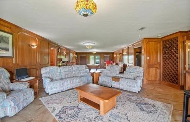 11074 W 64 (3 Homes+50ac) Highway, Overton, TX 75684