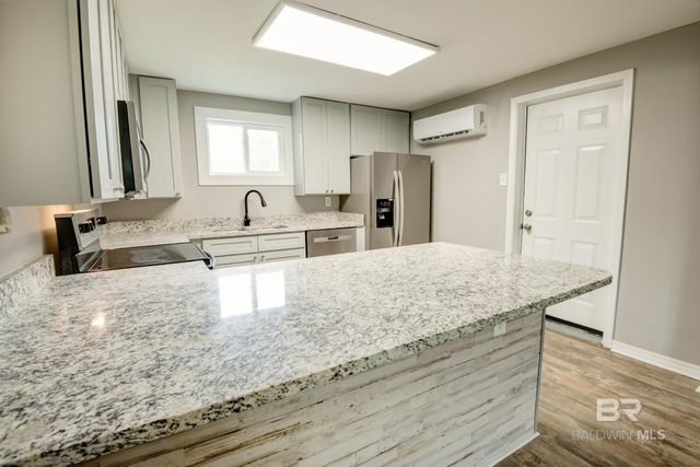 108 W 14th Street, Bay Minette, AL 36507