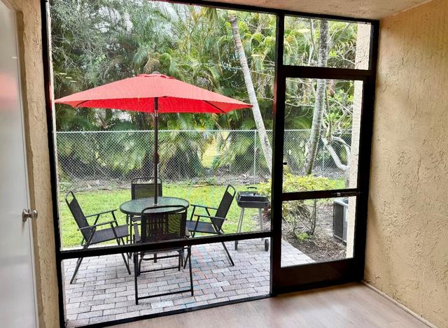 22415 SW 61st Way 106, Boca Raton, FL 33428