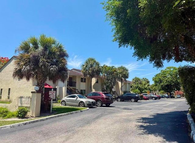 22415 SW 61st Way 106, Boca Raton, FL 33428