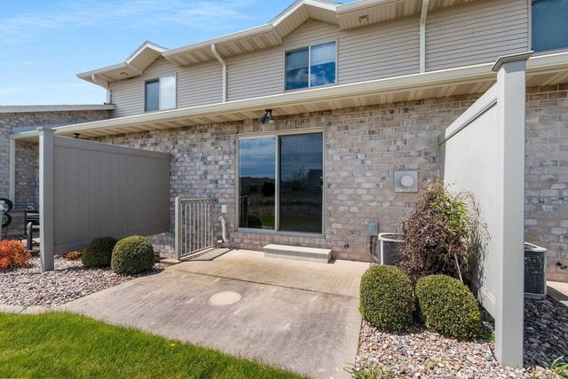 2191 TRAILSIDE LANE, De Pere, WI 54115