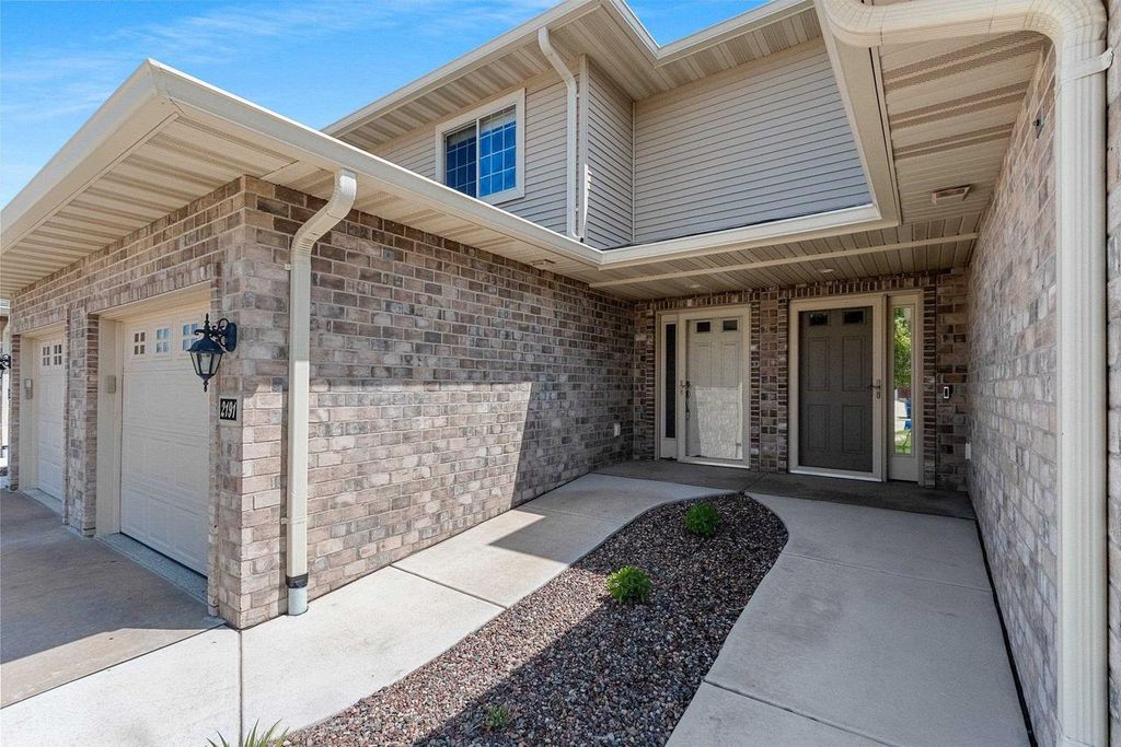 2191 TRAILSIDE LANE, De Pere, WI 54115