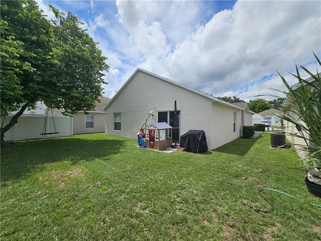 5855 22nd Street, Vero Beach, FL 32966