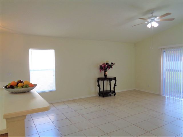 5855 22nd Street, Vero Beach, FL 32966