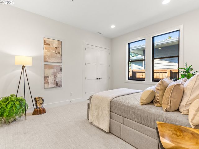 2213 S 19TH Way, Ridgefield, WA 98642