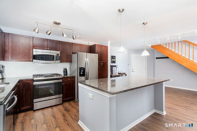 850 East Main Street APT 526, Stamford, CT 06902